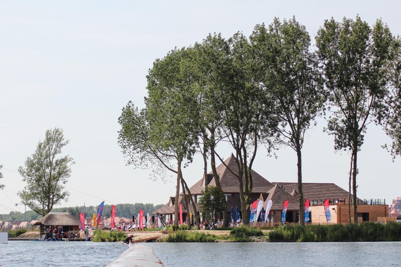 Modern Gelijkvloers Gezinsappartement Knokke-Heist Buitenkant foto